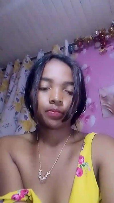 Elisah7 live cam on Cam4