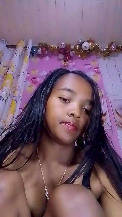 Elisah7 live cam on Cam4