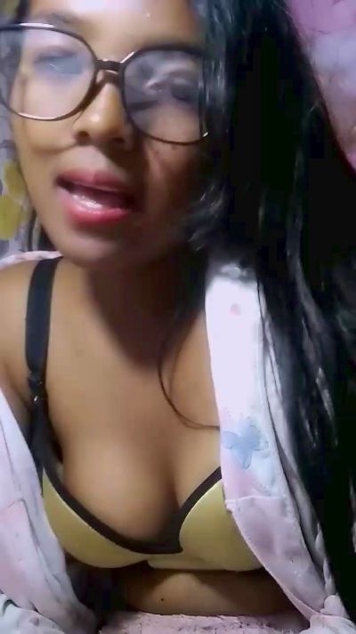 Elisah7 live cam on Cam4