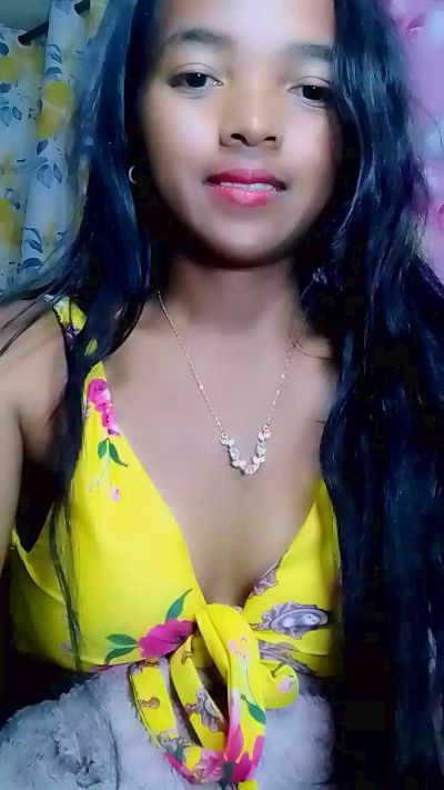 Elisah7 live cam on Cam4