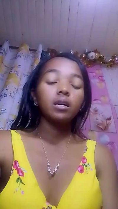Elisah7 live cam on Cam4