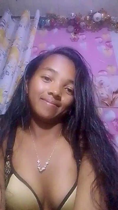 Elisah7 live cam on Cam4