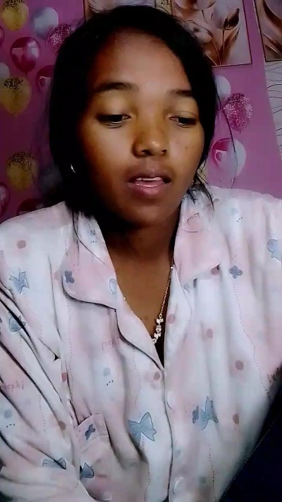Elisah7 live cam on Cam4