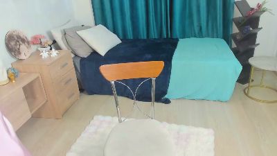ElishaKebort live cam on Cam4