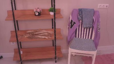 ElishaKebort live cam on Cam4