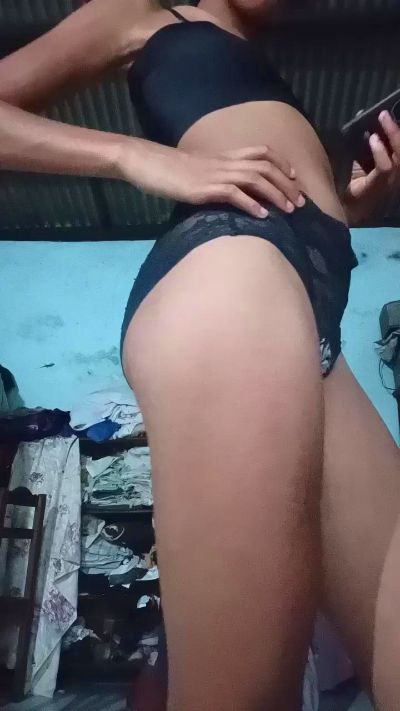Elisiah live cam on Cam4