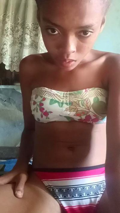 Elisiah live cam on Cam4