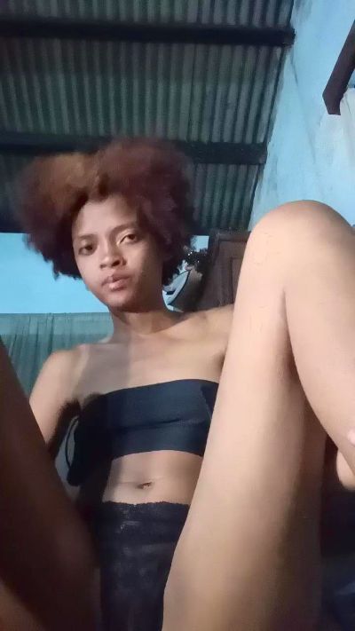 Elisiah live cam on Cam4