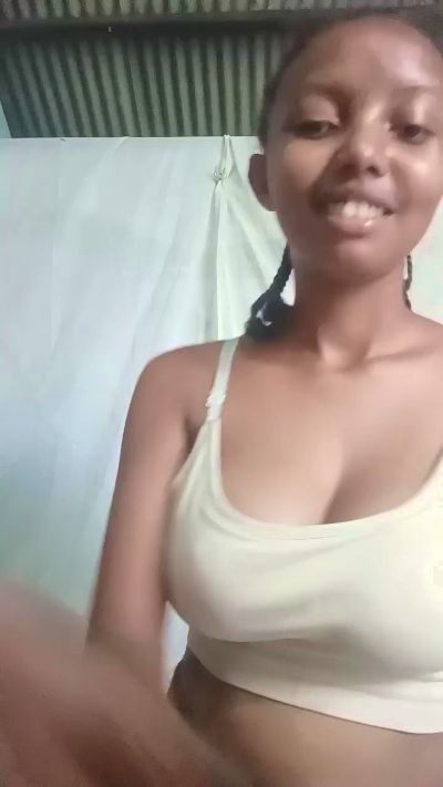 Elisiah live cam on Cam4