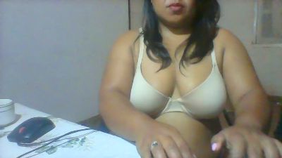 Elissoni live cam on Cam4