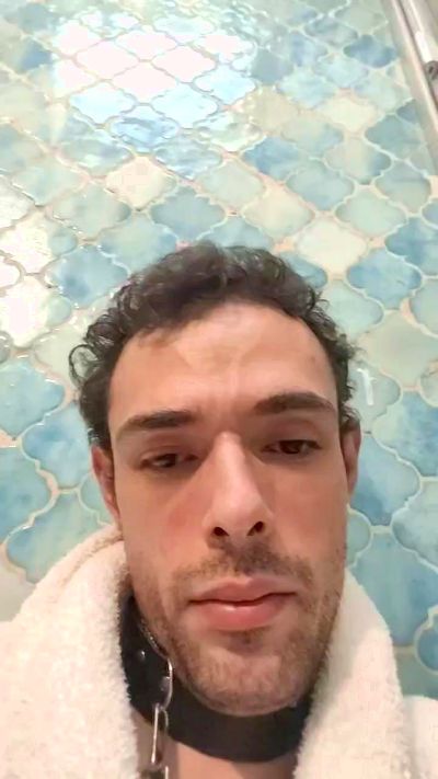 Elixiroscur0 live cam on Cam4