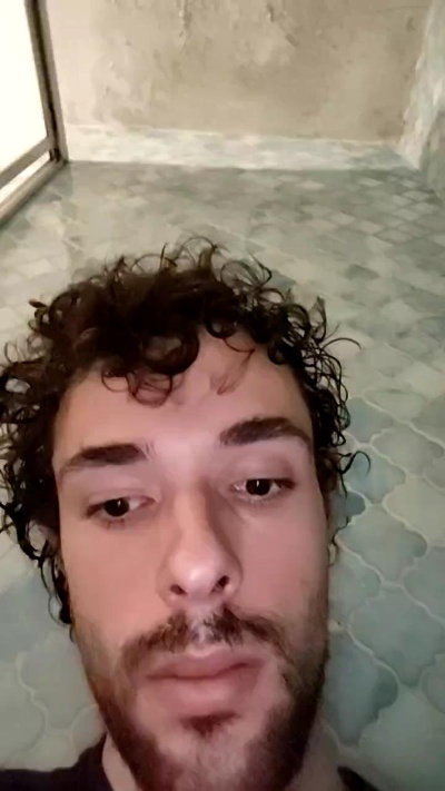 Profile and Statistics for Elixiroscuro on Cam4