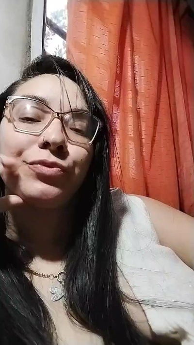 Eliz live cam on Cam4