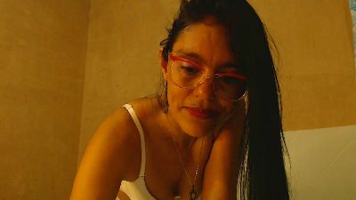 Elizabetaangels live cam on Cam4
