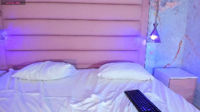 ElizabethGrey live cam on Cam4
