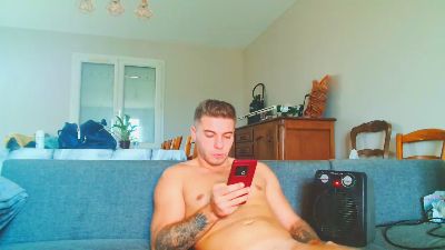 Elka_fit28 live cam on Cam4