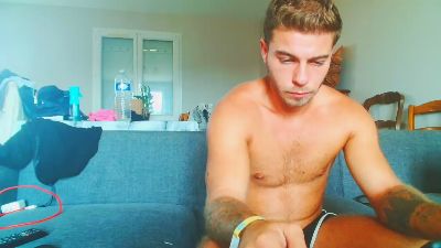 Elka_fit28 live cam on Cam4