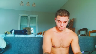Elka_fit28 live cam on Cam4