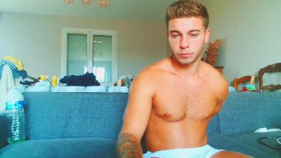 Elka_fit28 live cam on Cam4