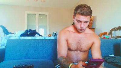 Elka_fit28 live cam on Cam4