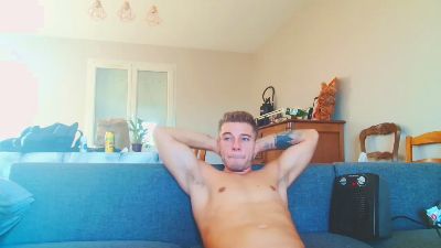 Elka_fit28 live cam on Cam4