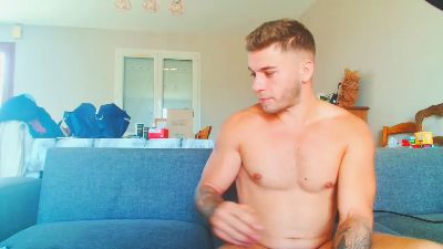 Elka_fit28 live cam on Cam4