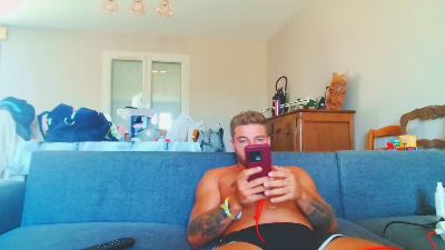 Elka_fit28 live cam on Cam4