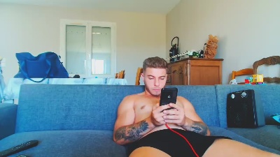 Elka_fit28 live cam on Cam4