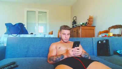 Elka_fit28 live cam on Cam4