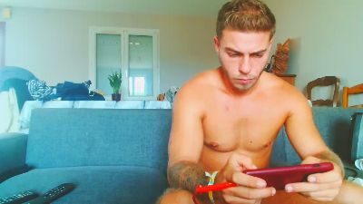 Elka_fit28 live cam on Cam4