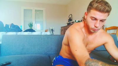 Elka_fit28 live cam on Cam4