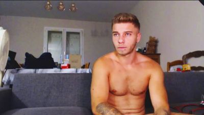 Elka_fit28 live cam on Cam4