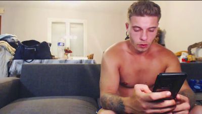 Elka_fit28 live cam on Cam4