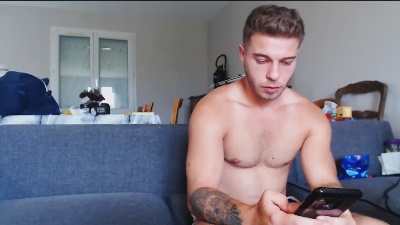 Elka_fit28 live cam on Cam4