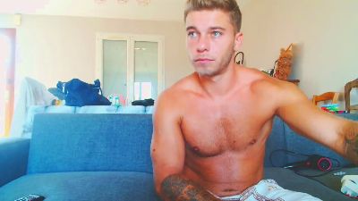 Elka_fit28 live cam on Cam4