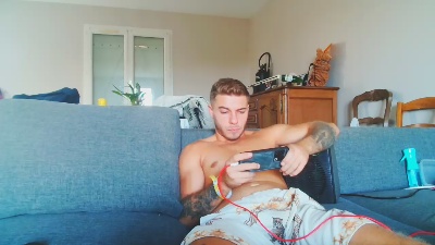 Elka_fit28 live cam on Cam4