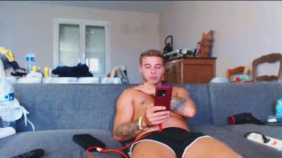 Elka_fit28 live cam on Cam4