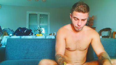 Elka_fit28 live cam on Cam4