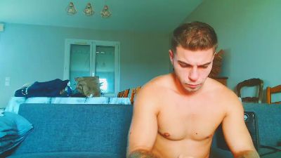 Elka_fit28 live cam on Cam4