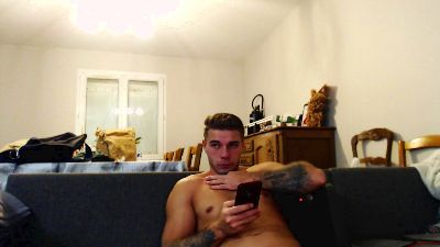 Elka_fit28 live cam on Cam4