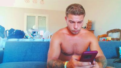 Elka_fit28 live cam on Cam4