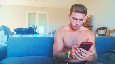 Elka_fit28 live cam on Cam4