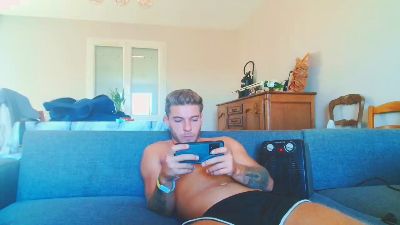 Elka_fit28 live cam on Cam4