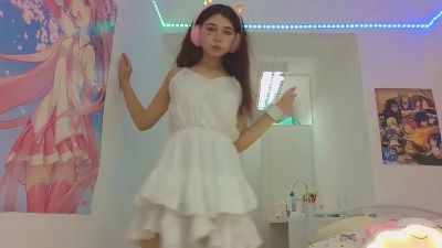 ElkeTock live cam on Cam4