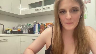 Ella_Milena live cam on Cam4
