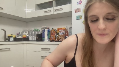 Ella_Milena live cam on Cam4