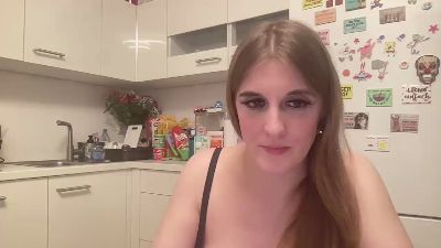 Ella_Milena live cam on Cam4