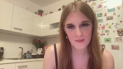 Ella_Milena live cam on Cam4