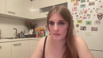 Ella_Milena live cam on Cam4