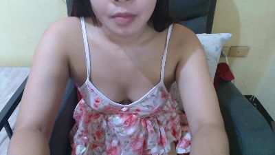 Ella_SexyAsian live cam on Cam4